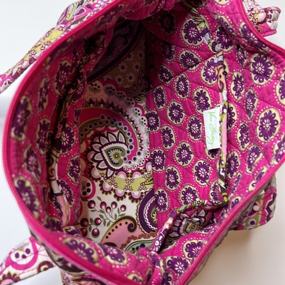 Vera Bradley USA  Pink Purple Florals Med shoulder bag - Picture 5 of 7